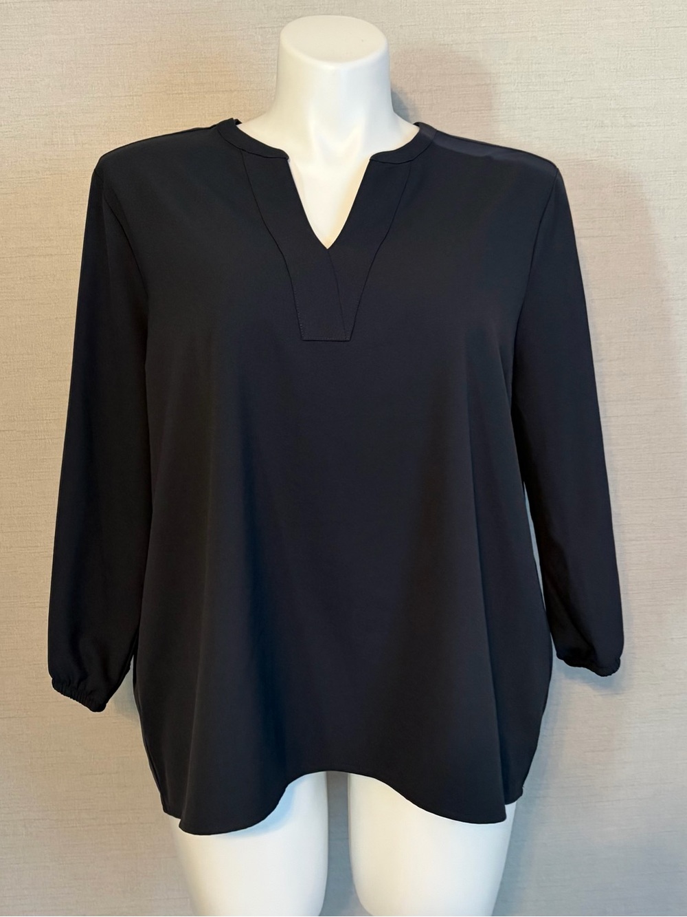 Unworn (w/damage) Women’s 3XL Mercer+Mettle Blouse